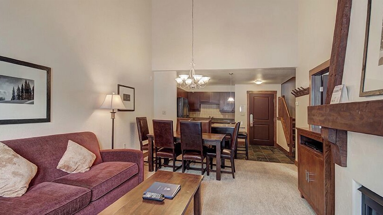 Photo of Livingroom in Copper Mountain Village