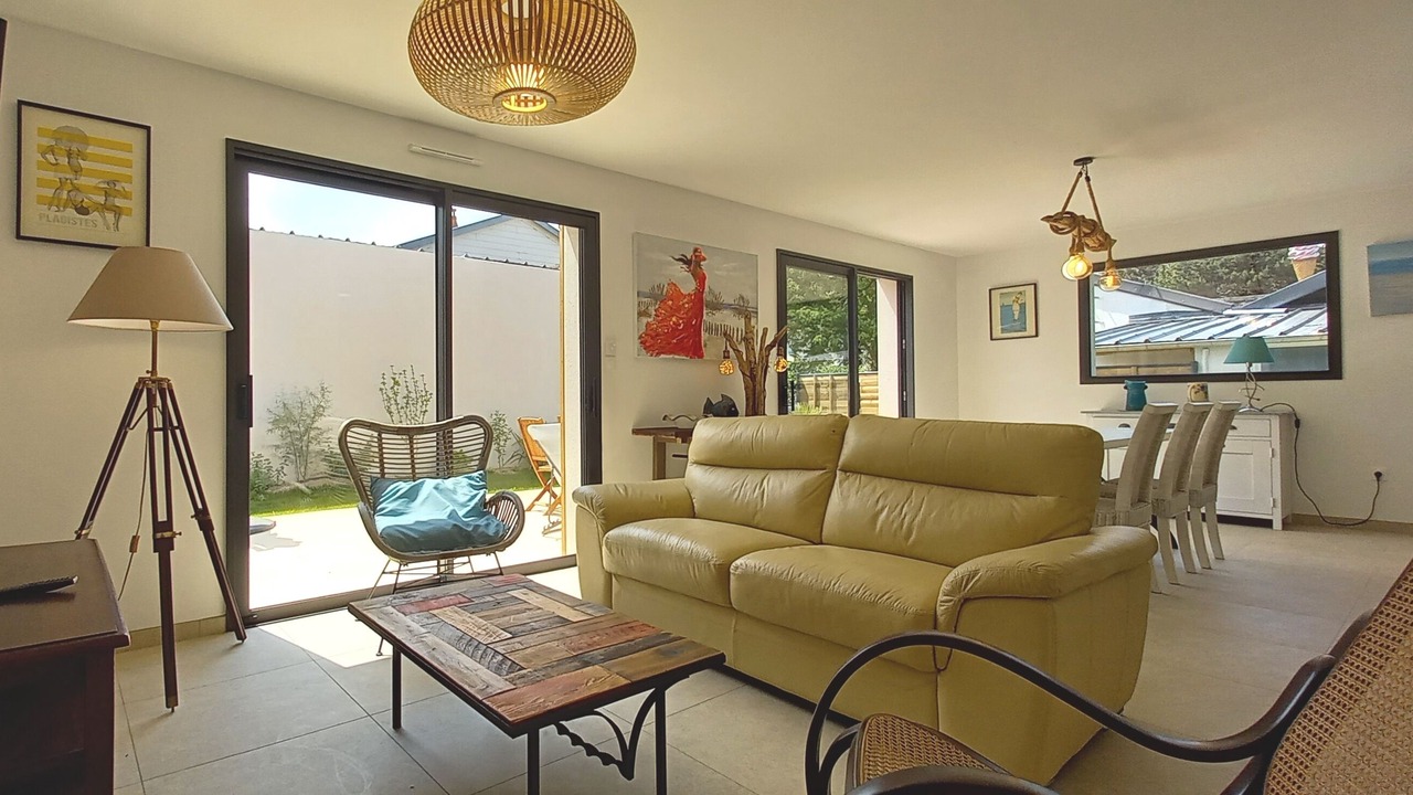 Photo of Livingroom in Hauteville-sur-Mer