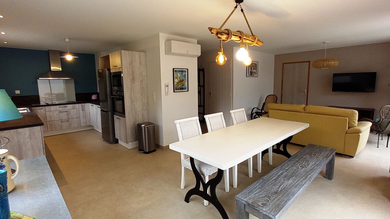 Photo of Livingroom in Hauteville-sur-Mer