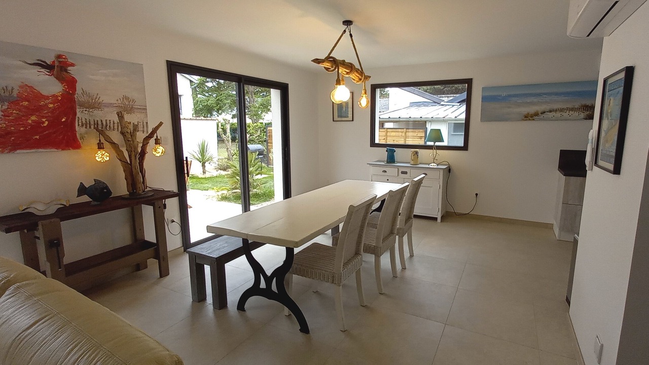 Photo of Others in Hauteville-sur-Mer