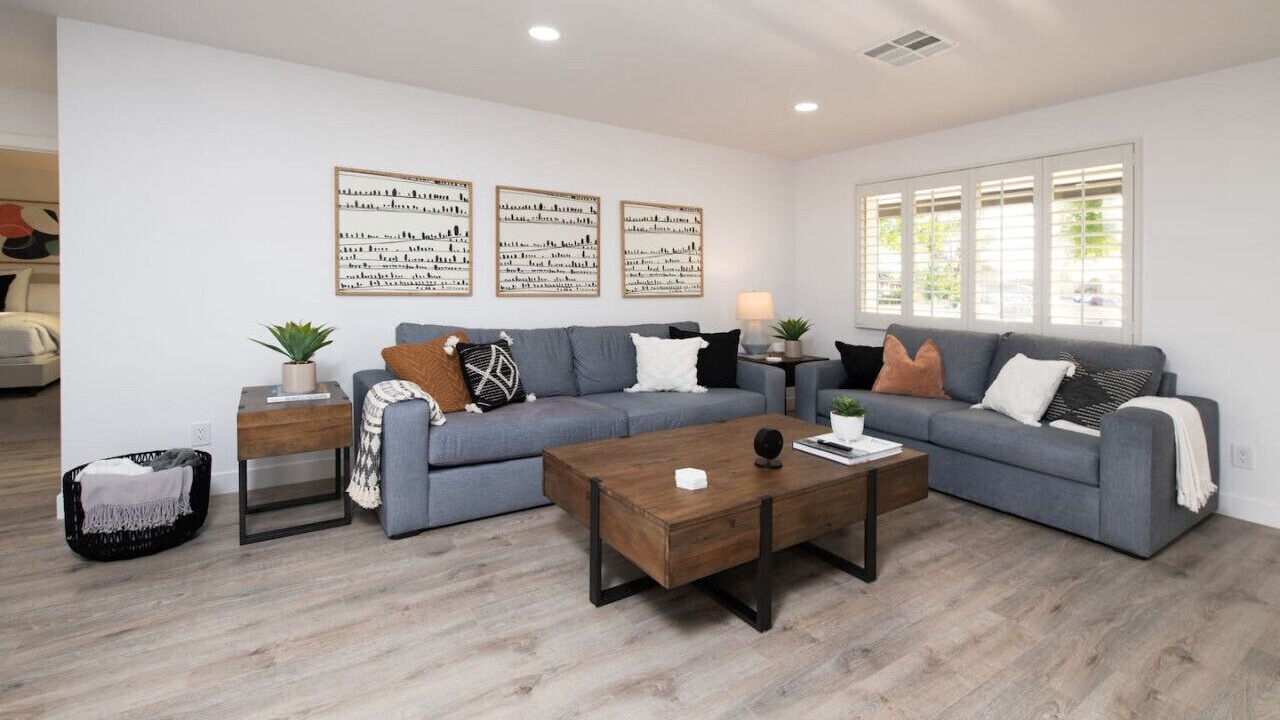 Photo of Livingroom in Rural-Geneva