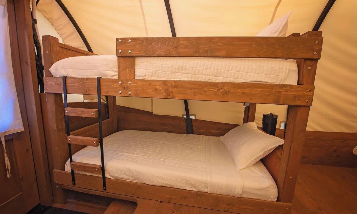 Photo of Bedroom in Benton