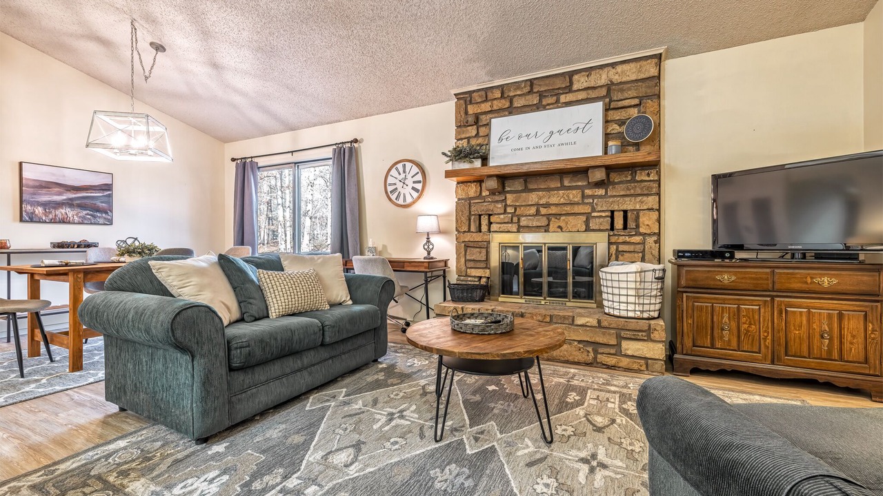 Photo of Livingroom in Hot Springs Village