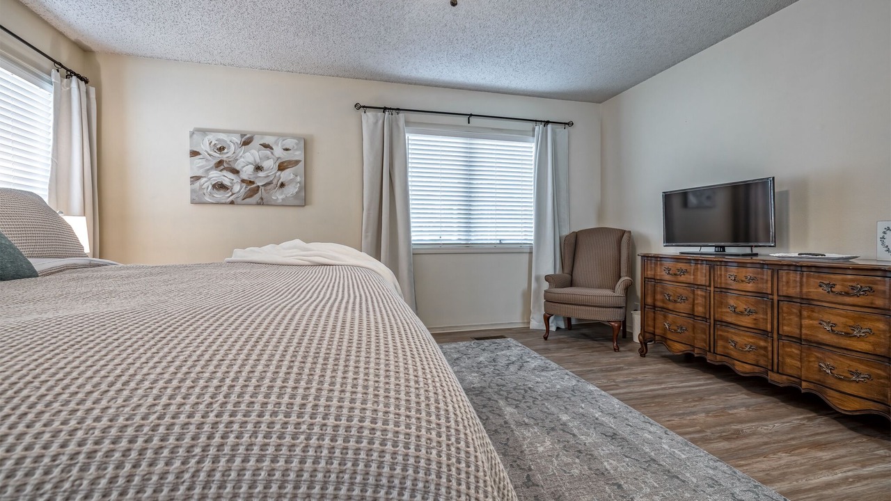 Photo of Bedroom in Hot Springs Village