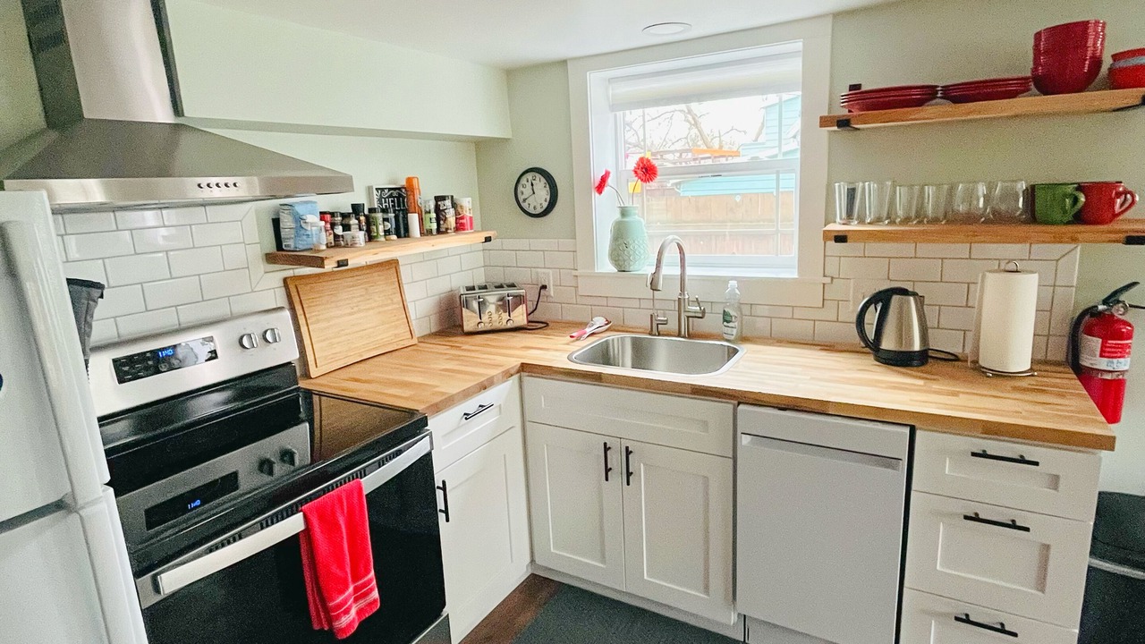 Photo of Others in Pullman