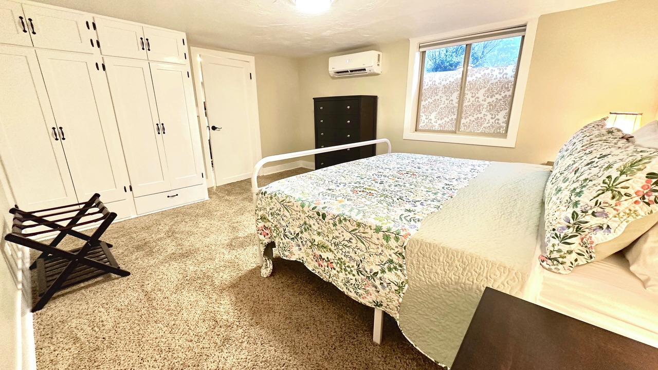 Photo of Others in Pullman