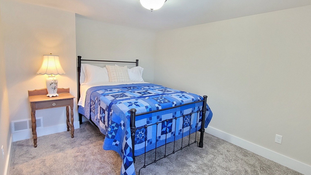Photo of Bedroom in Richland Center
