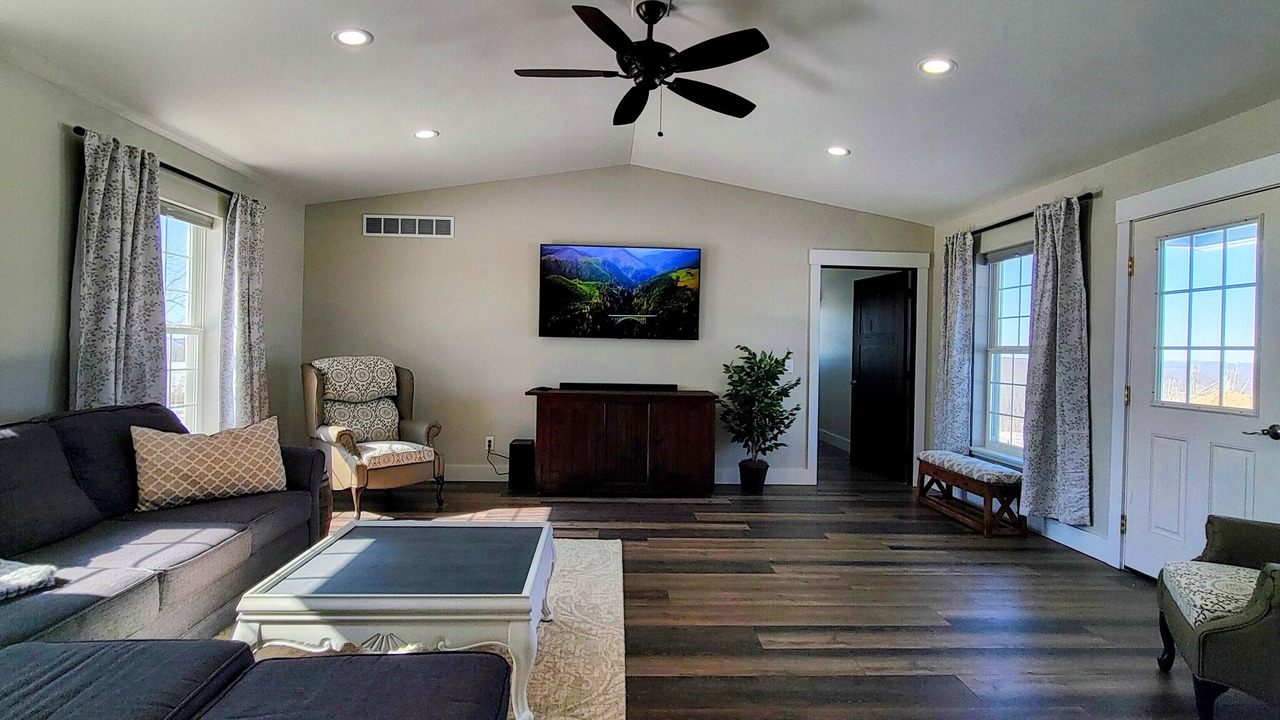Photo of Livingroom in Richland Center