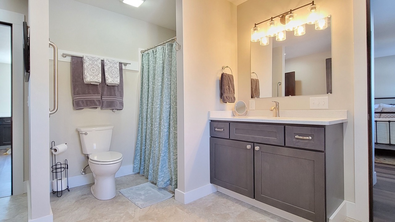 Photo of Bathroom in Richland Center
