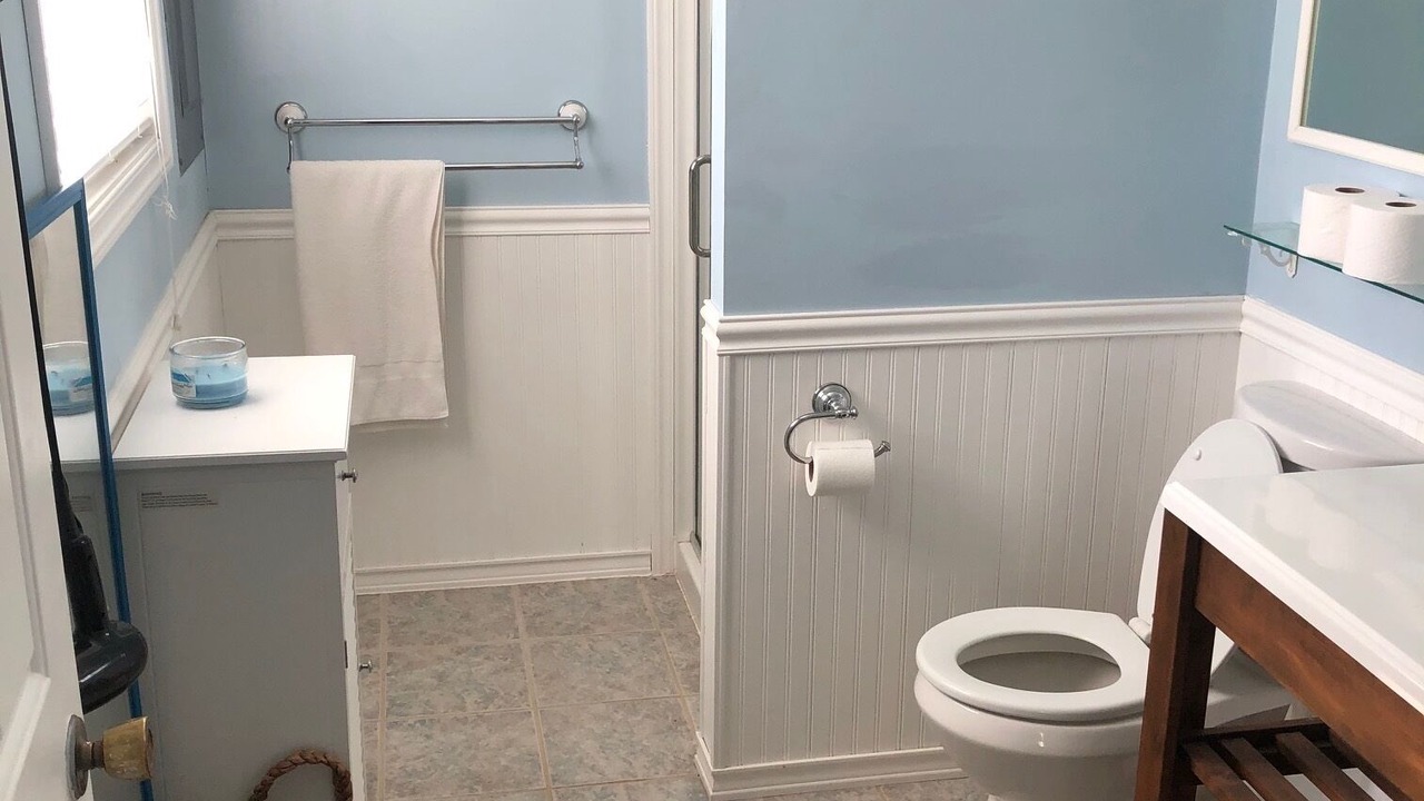 Photo of Bathroom in Adams County
