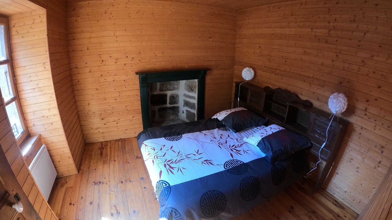 Photo of Bedroom in Saint-Projet-de-Salers