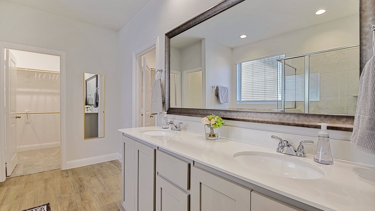 Photo of Bathroom in Argyle