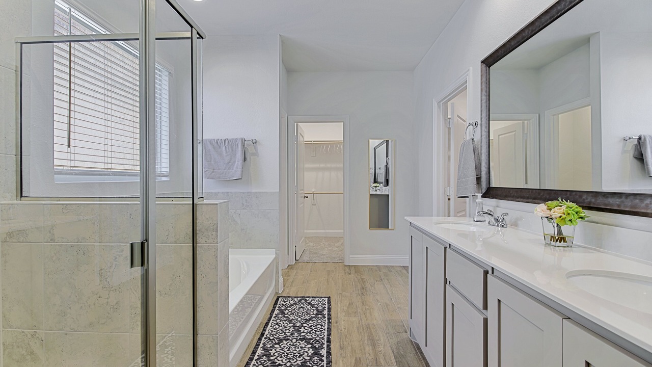 Photo of Bathroom in Argyle