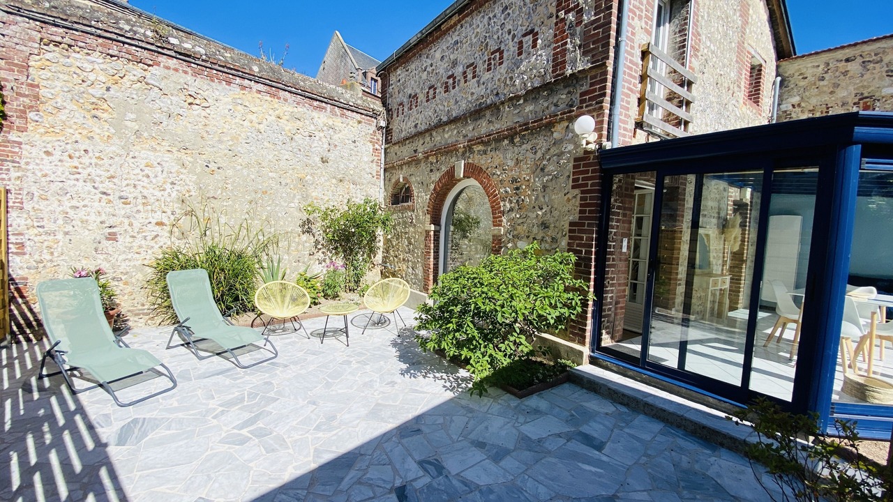 Photo of Patio Balcony in Fecamp