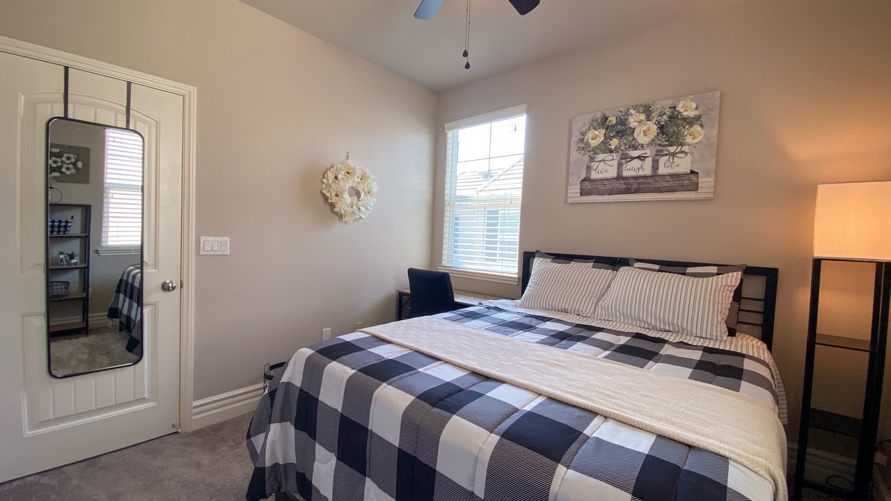 Photo of Bedroom in Highland Reserve