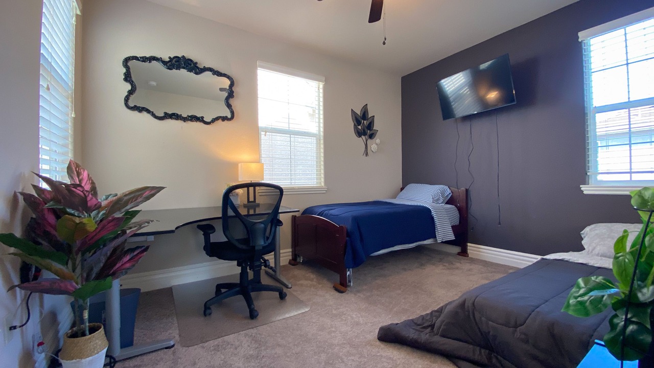 Photo of Bedroom in Highland Reserve