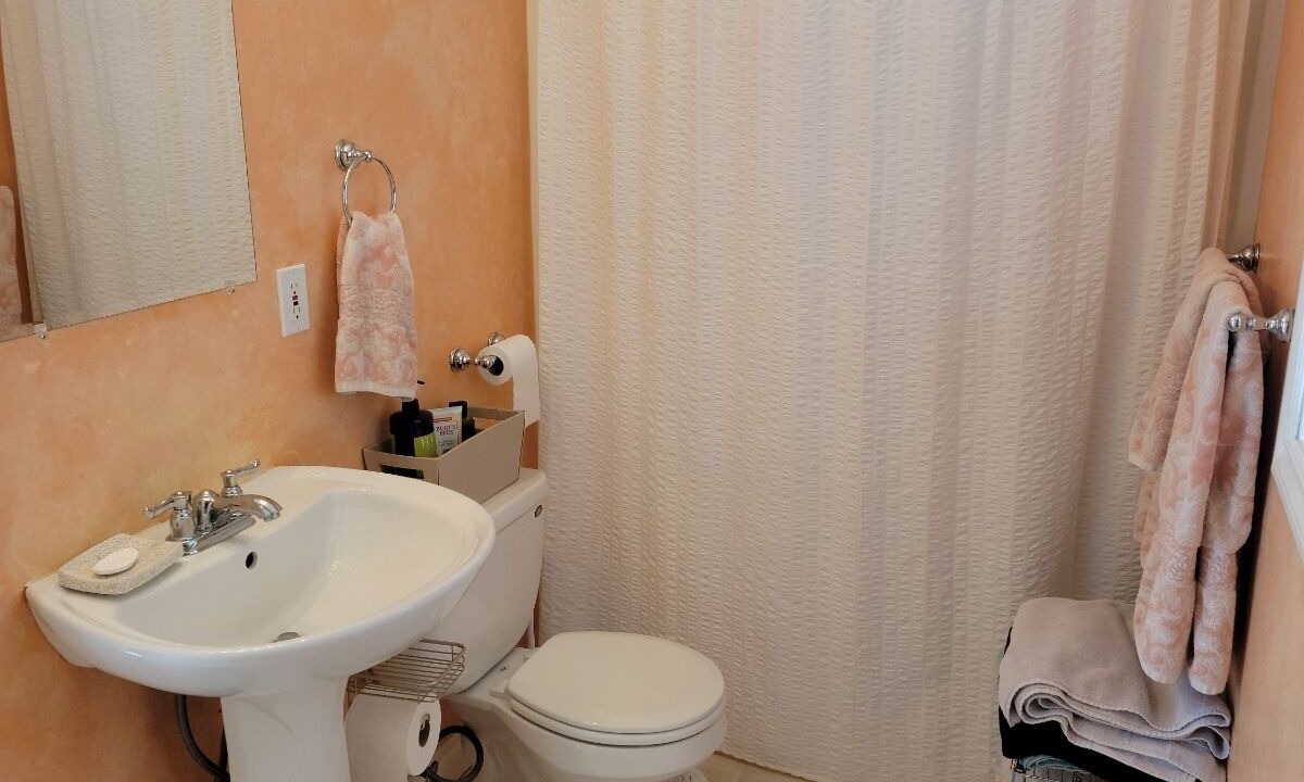 Photo of Bathroom in Sunland Estates