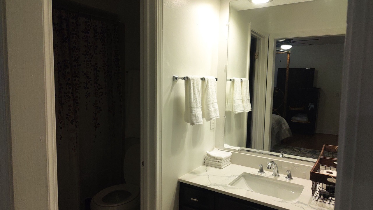 Photo of Bathroom in Tall Timbers - Brechtel