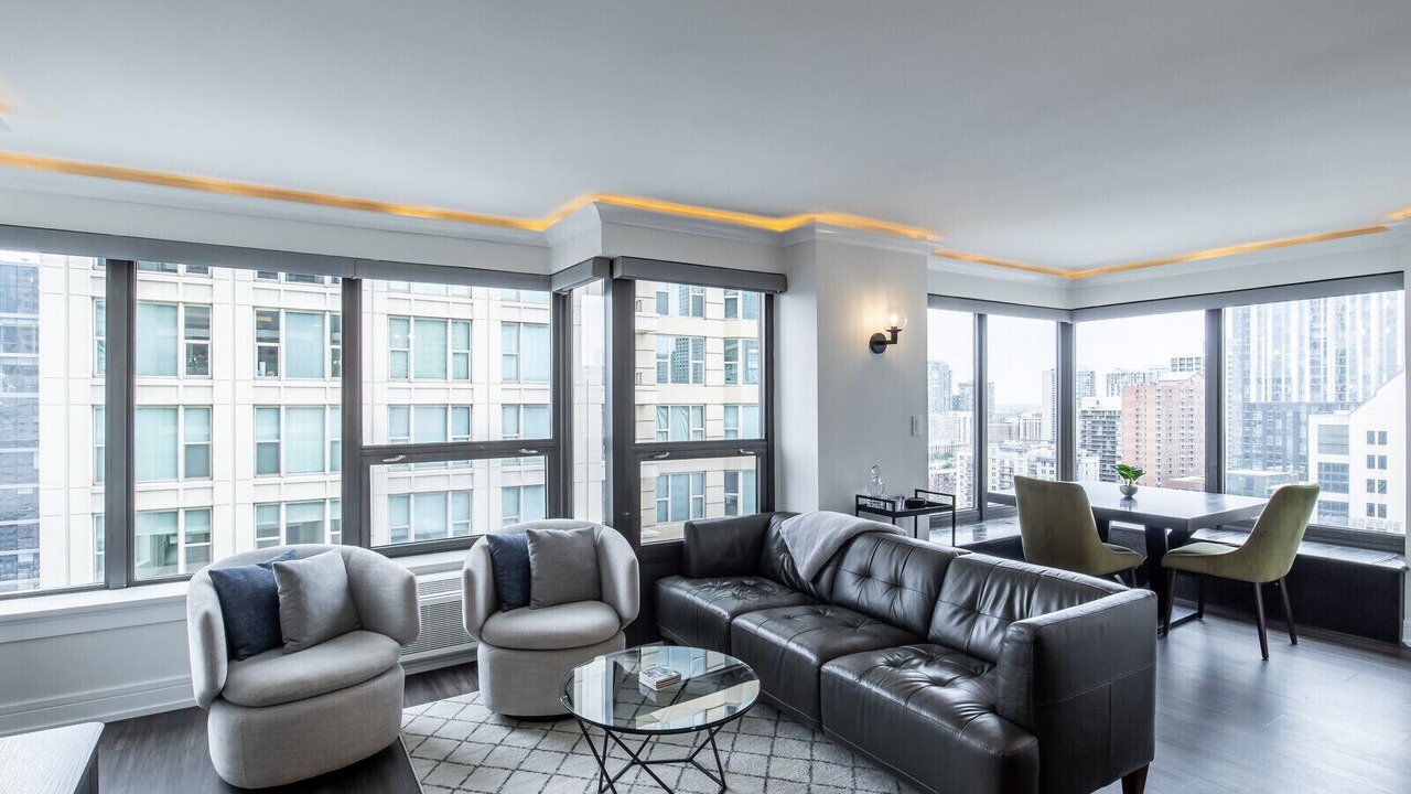 Photo of Livingroom in Near North Side