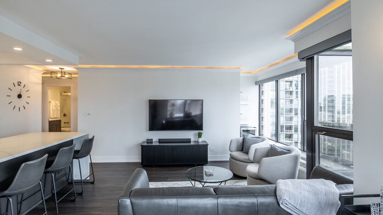 Photo of Livingroom in Near North Side