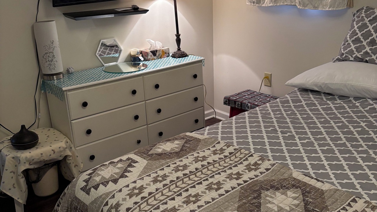 Photo of Bedroom in Revloc
