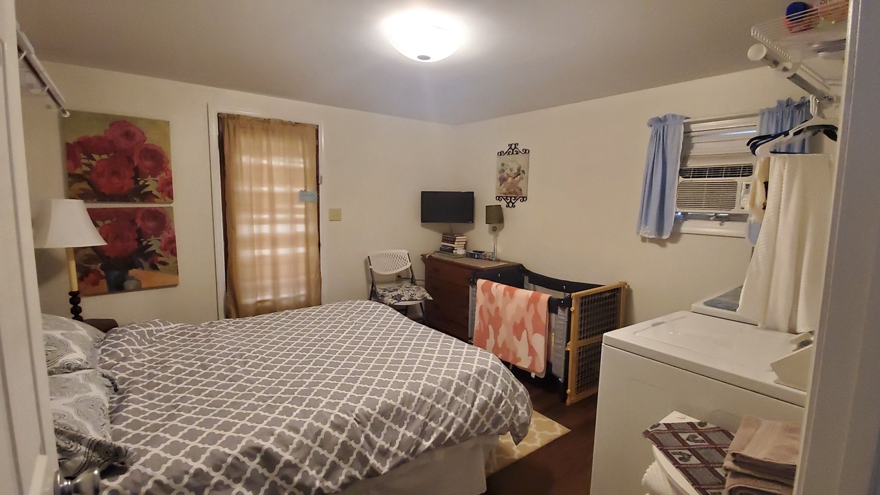 Photo of Bedroom in Revloc