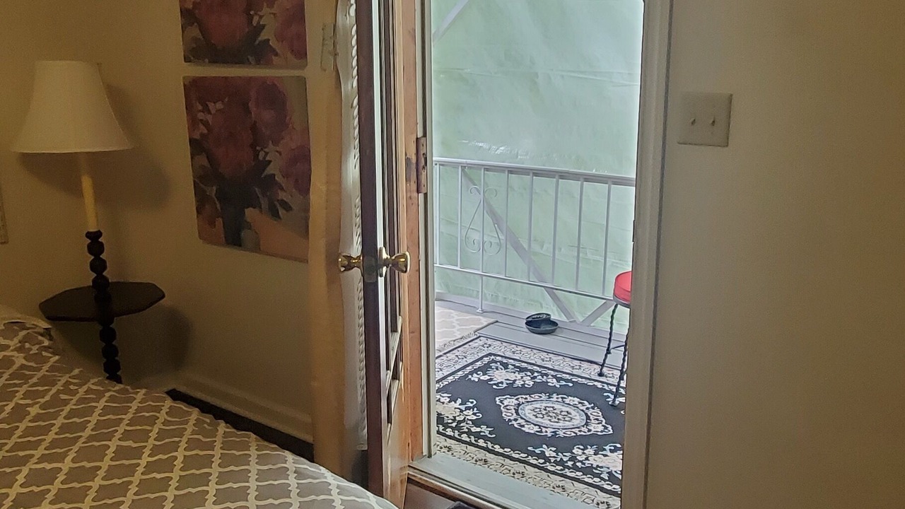 Photo of Bedroom in Revloc
