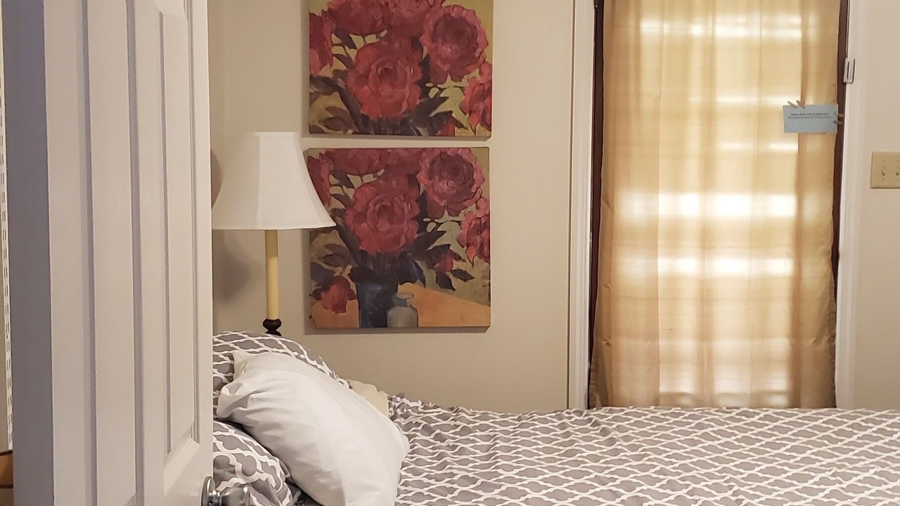 Photo of Bedroom in Revloc