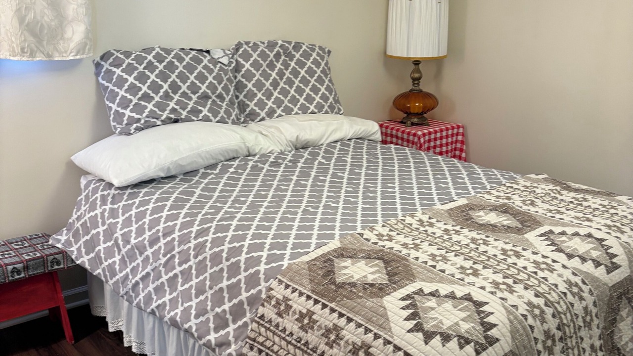 Photo of Bedroom in Revloc