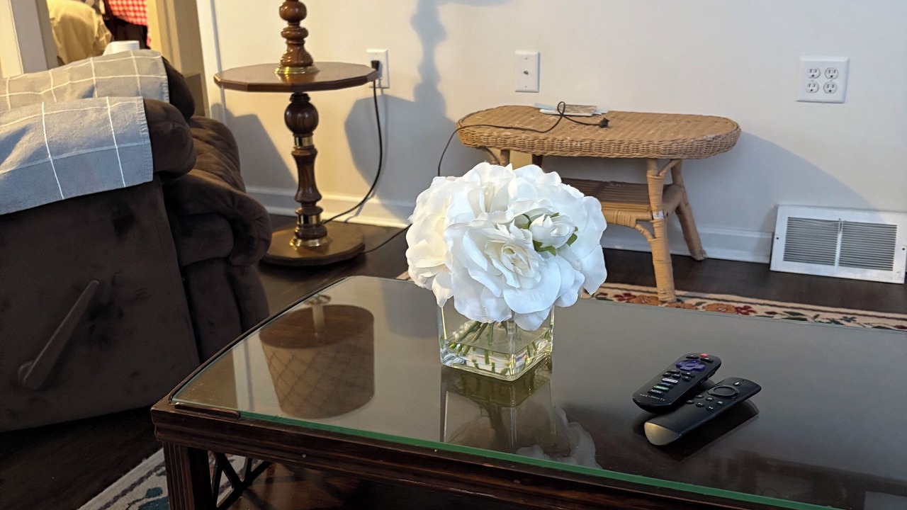Photo of Livingroom in Revloc