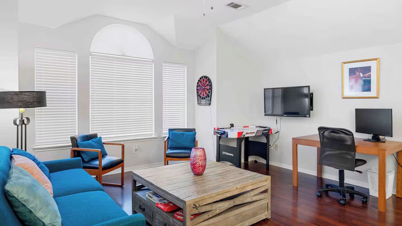 Photo of Livingroom in Barker