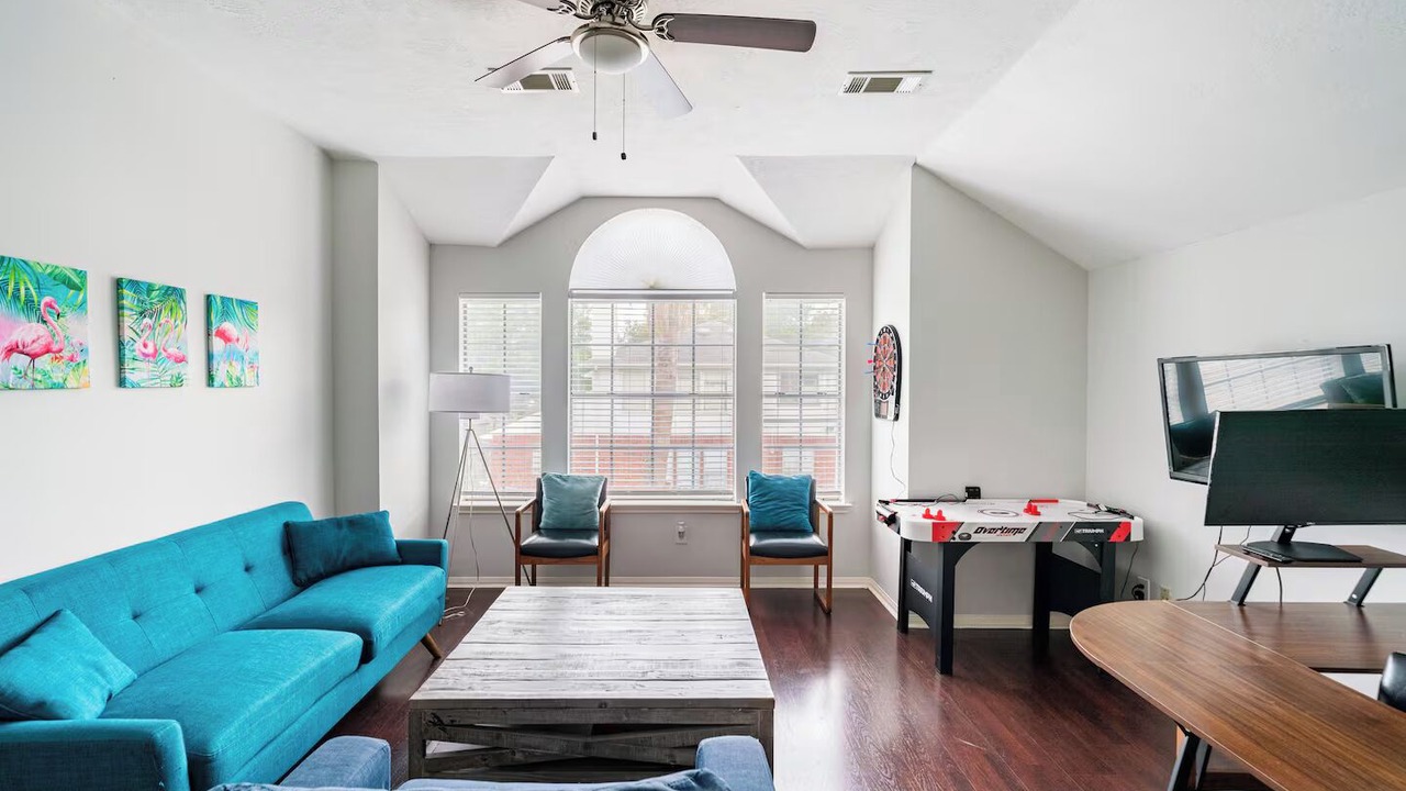 Photo of Livingroom in Barker