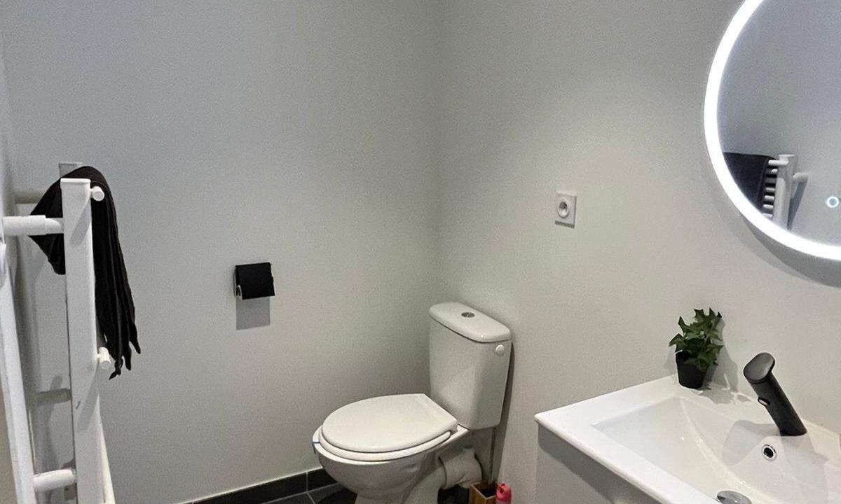 Photo of Bathroom in Blanzy