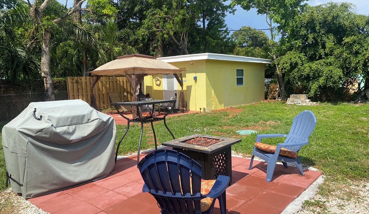 Photo of Others in Lake Worth Corridor