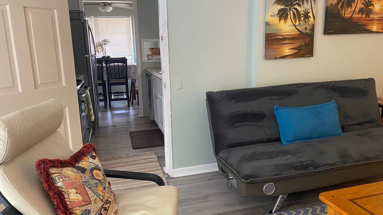 Photo of Bedroom in Lake Worth Corridor
