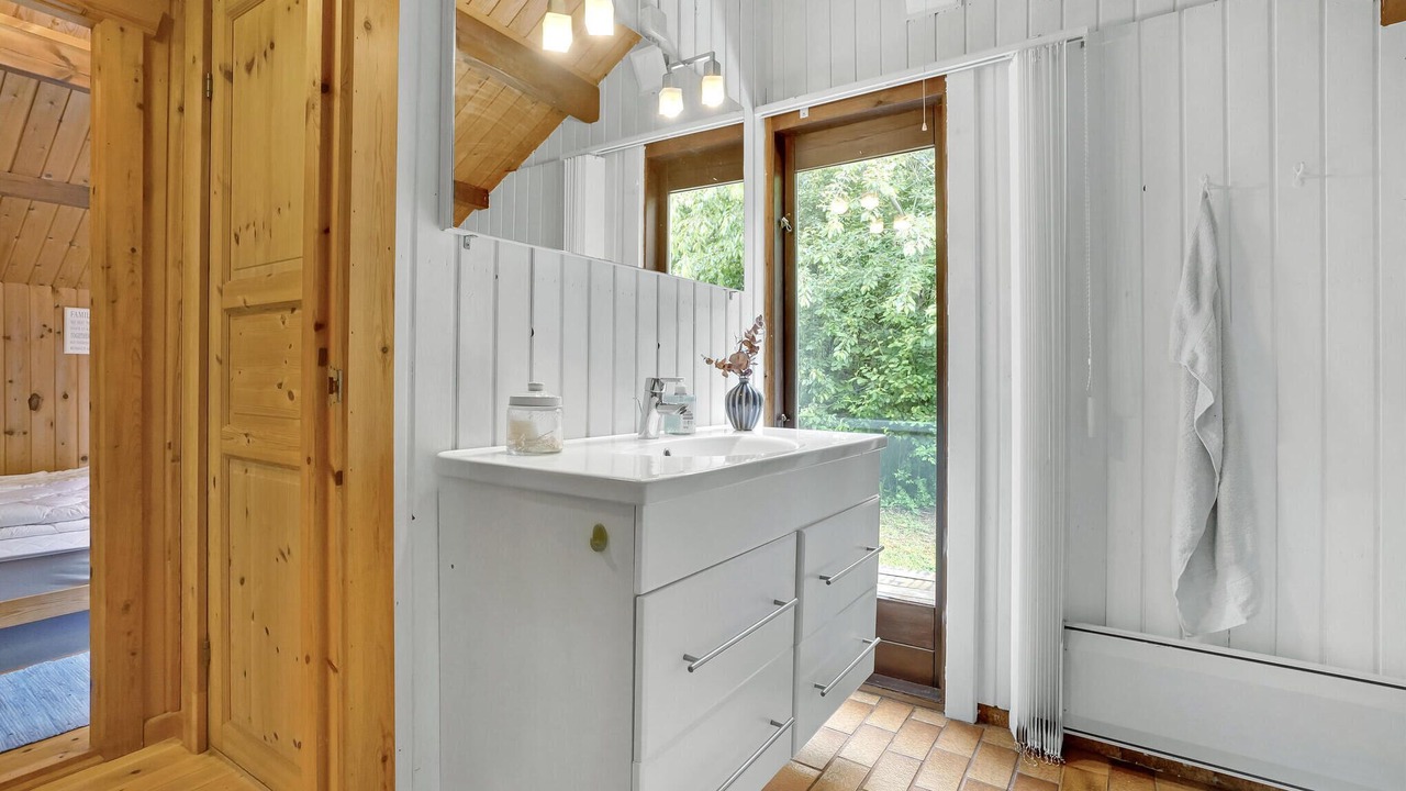 Photo of Bathroom in Arrild Ferieby