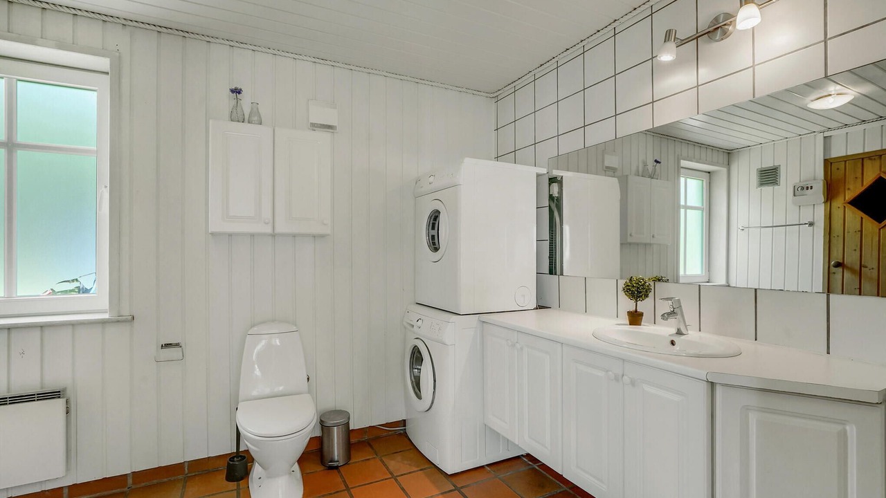 Photo of Bathroom in Agger