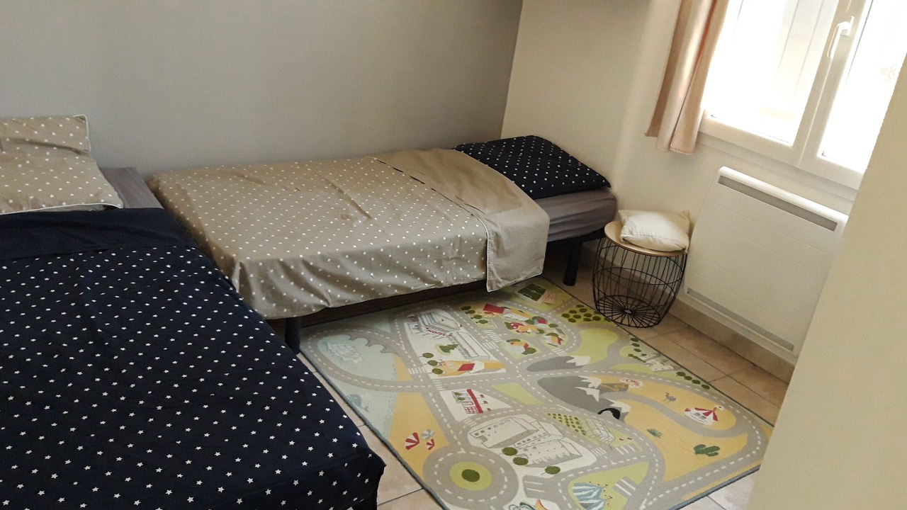 Photo of Bedroom in Generac
