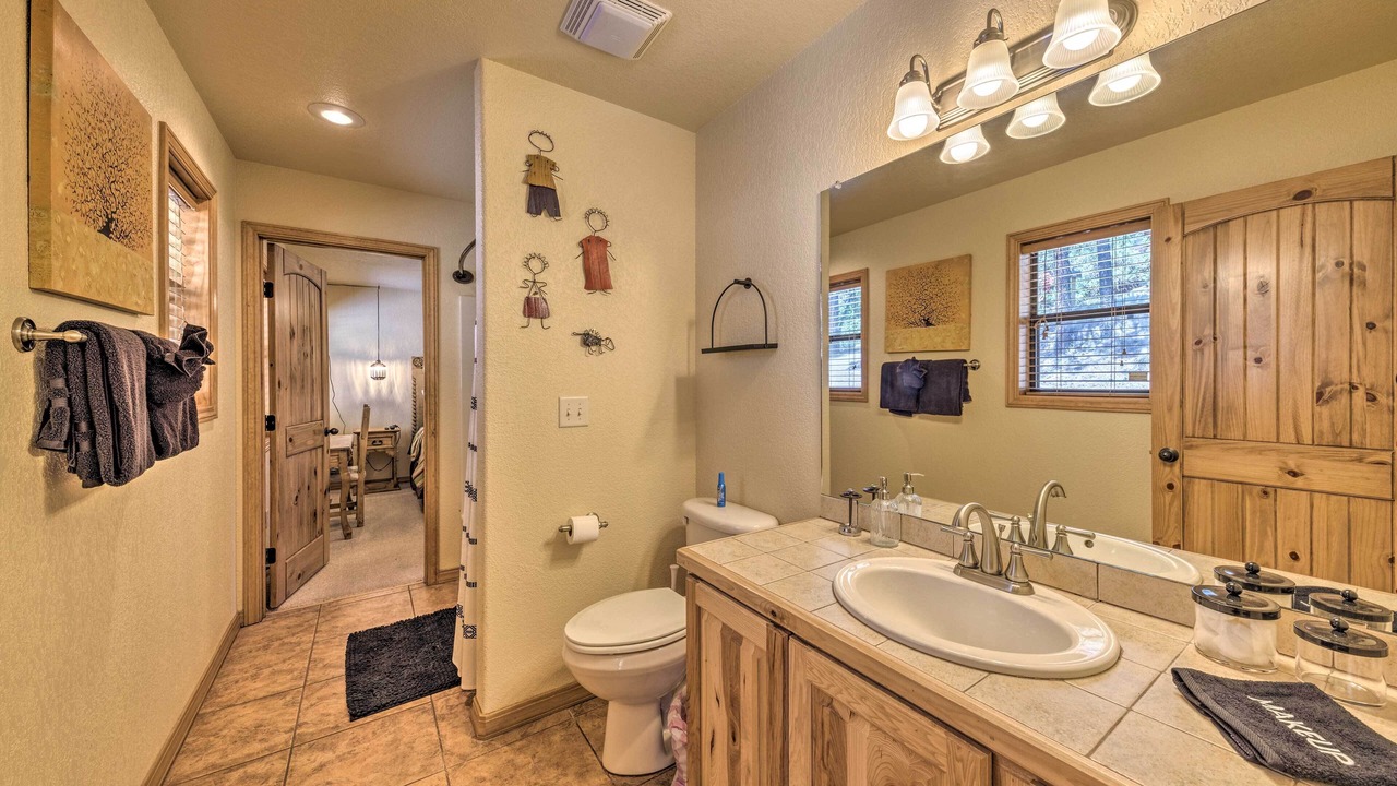 Photo of Bathroom in Ruidoso
