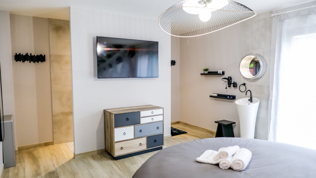 Photo of Bedroom in Bain-de-Bretagne