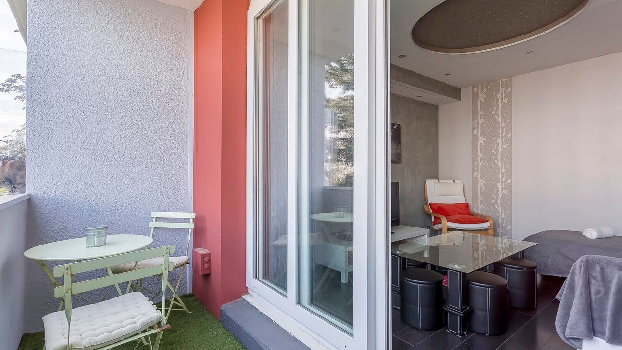 Photo of Outdoor in Francheville Le Bas