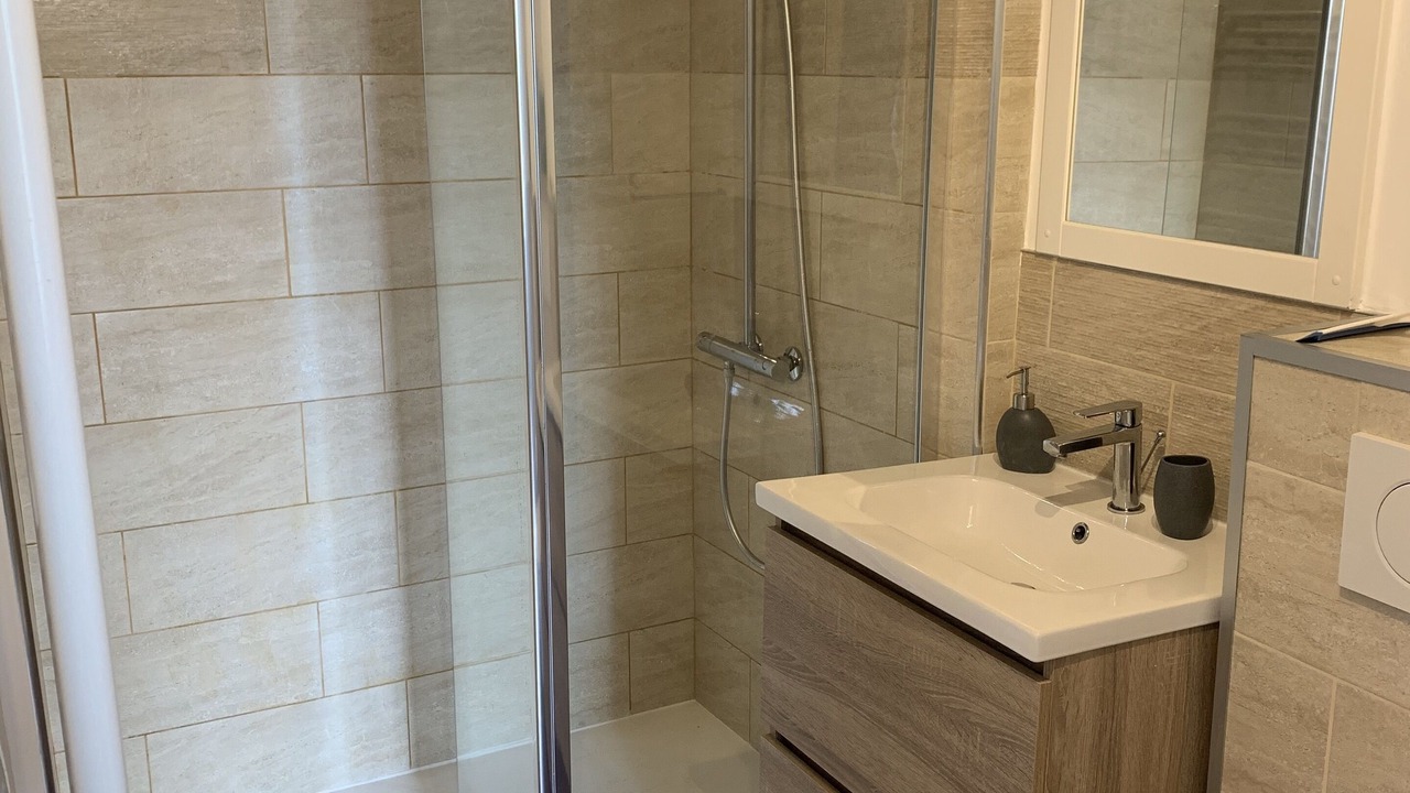 Photo of Bathroom in Monteaux
