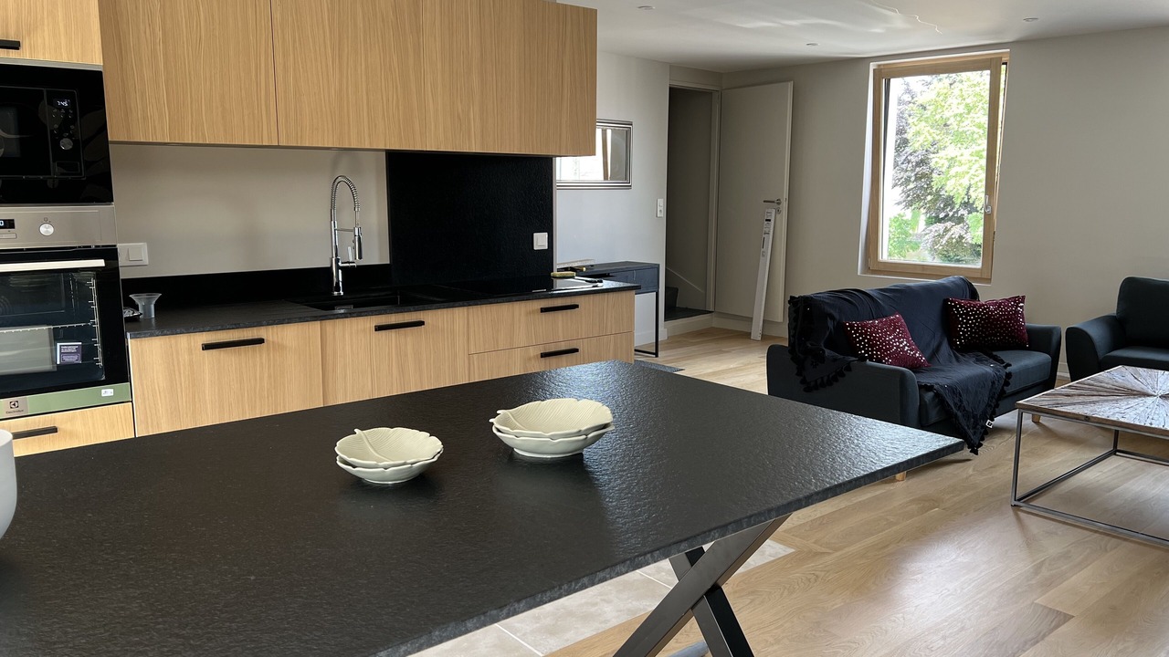 Photo of Others in Prehy