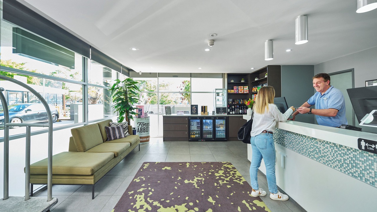 Photo of Others in Albion