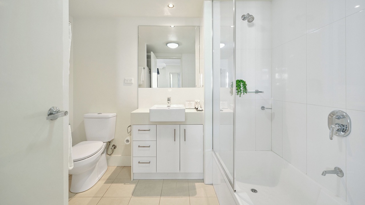 Photo of Bathroom in Albion