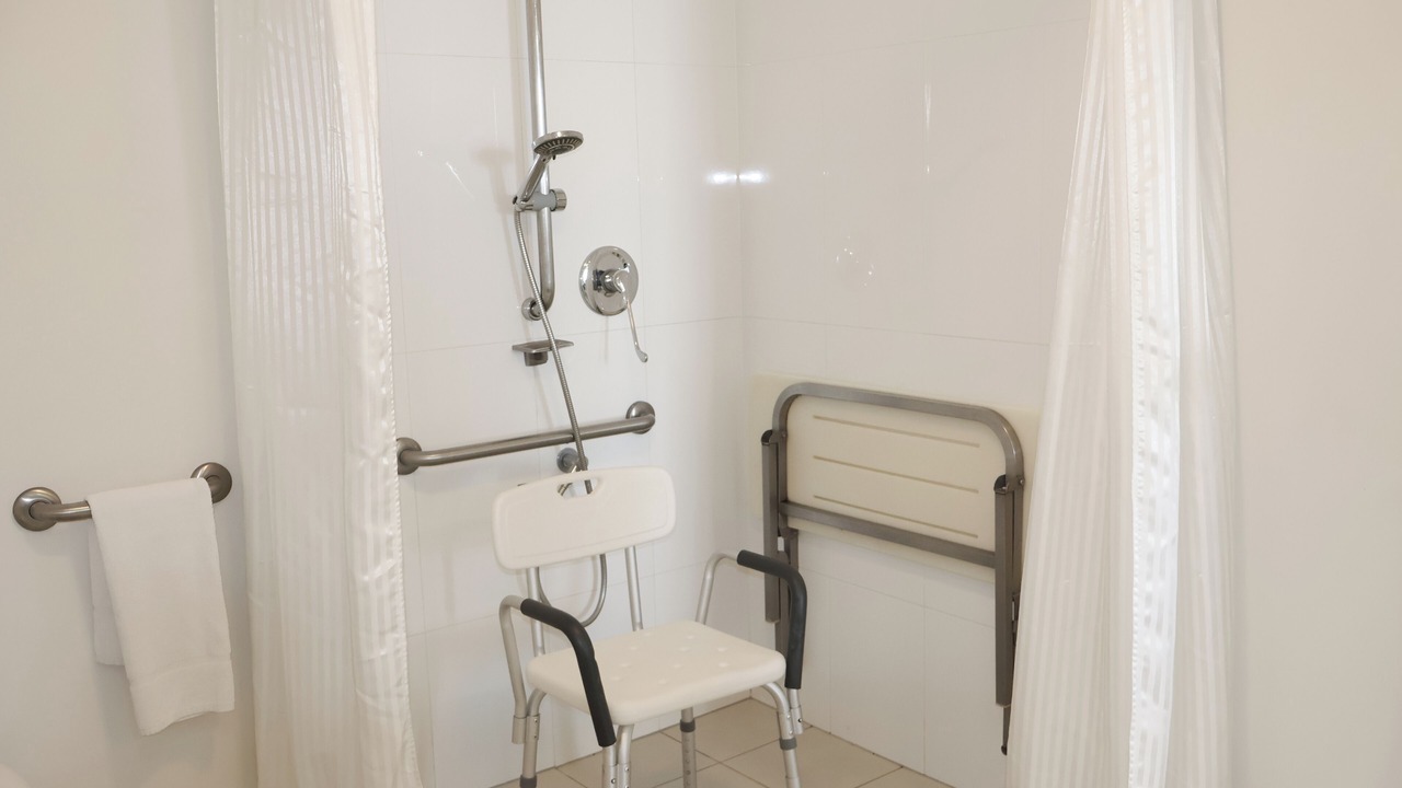 Photo of Bathroom in Albion