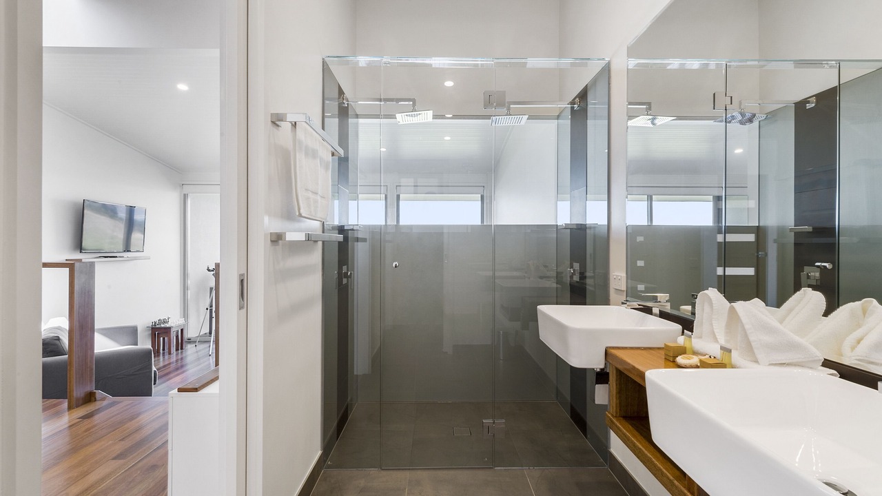 Photo of Bathroom in Apollo Bay