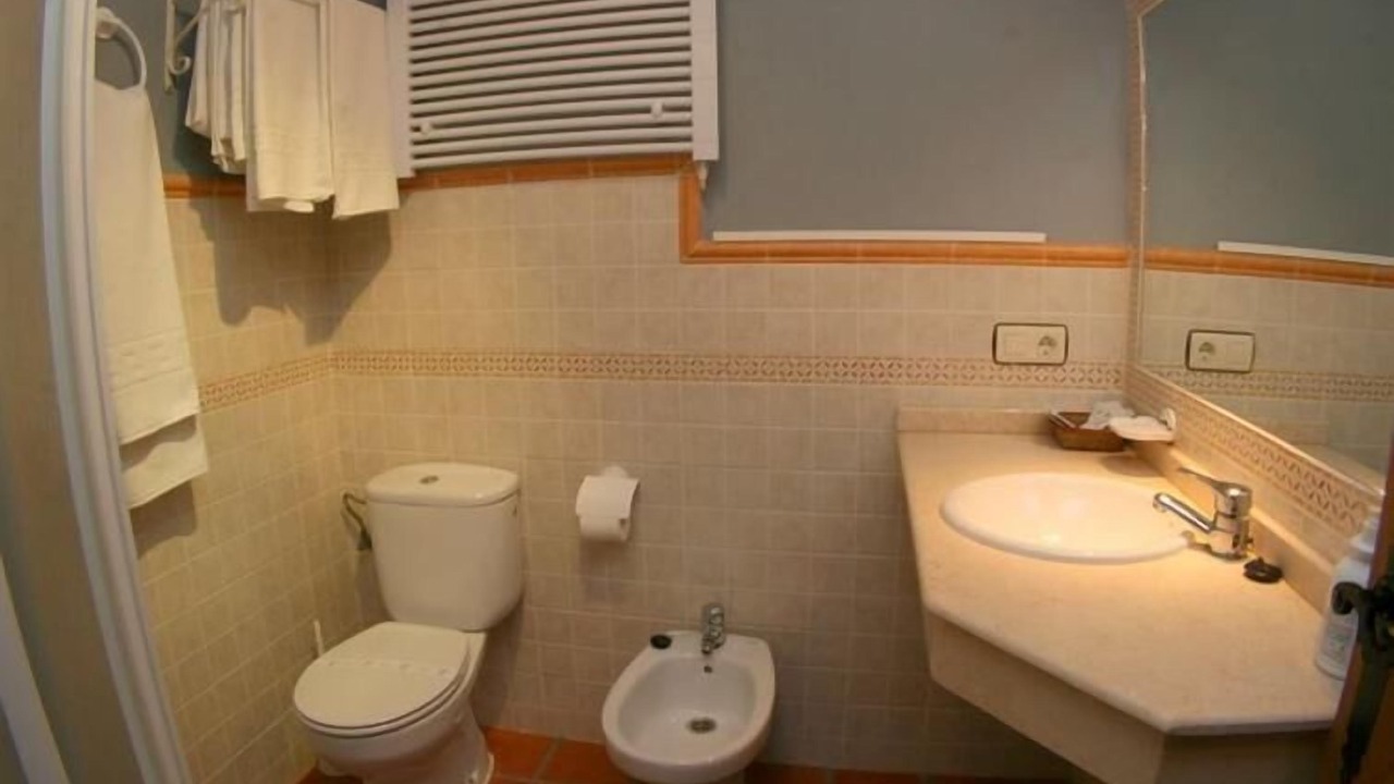 Photo of Bathroom in Zarza de Granadilla