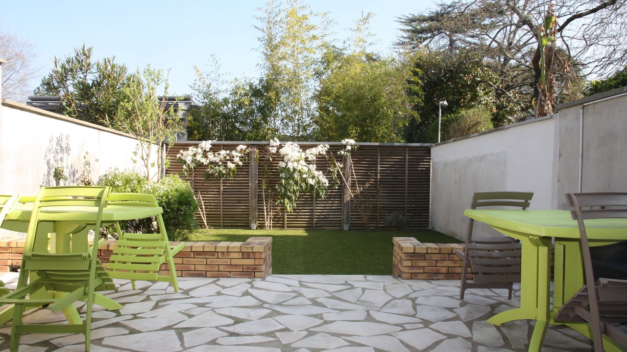 Photo of Outdoor in Pont Rousseau
