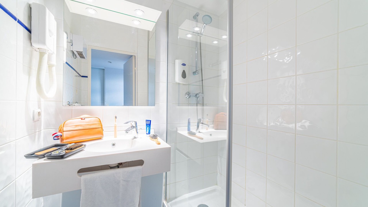 Photo of Bathroom in Villette Gare